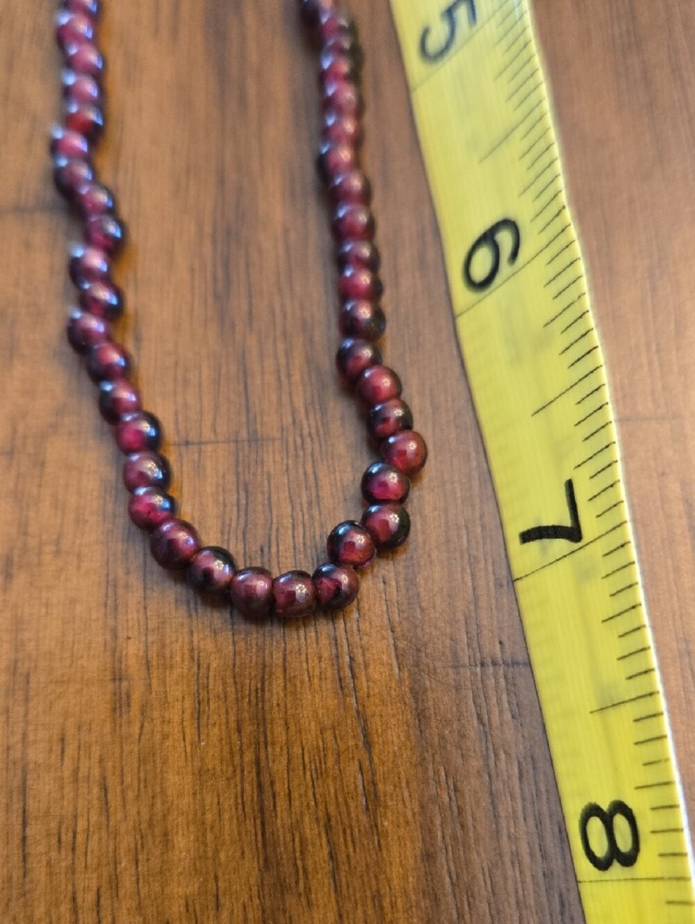 Vintage (1940s) Handcrafted Garnet Beaded Necklace - Elegant Women's Jewelry - Picture 5 of 5